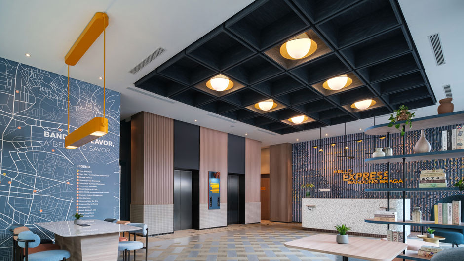 Holiday Inn Express Bandung Braga Exterior