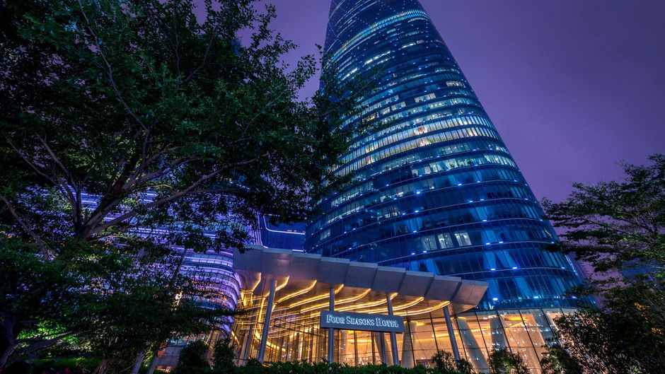 Four Seasons Hotel Guangzhou Exterior