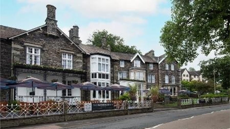 The Waterhead Inn Exterior