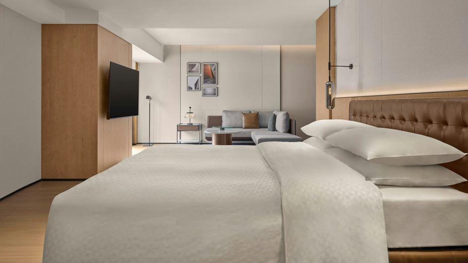 Four Points Chongqing Suite