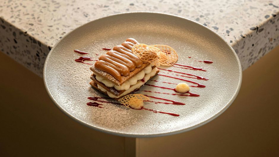 Loma Medellin Restaurant