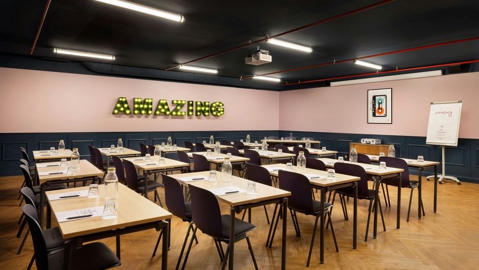 Moxy Paris La Villette Meeting