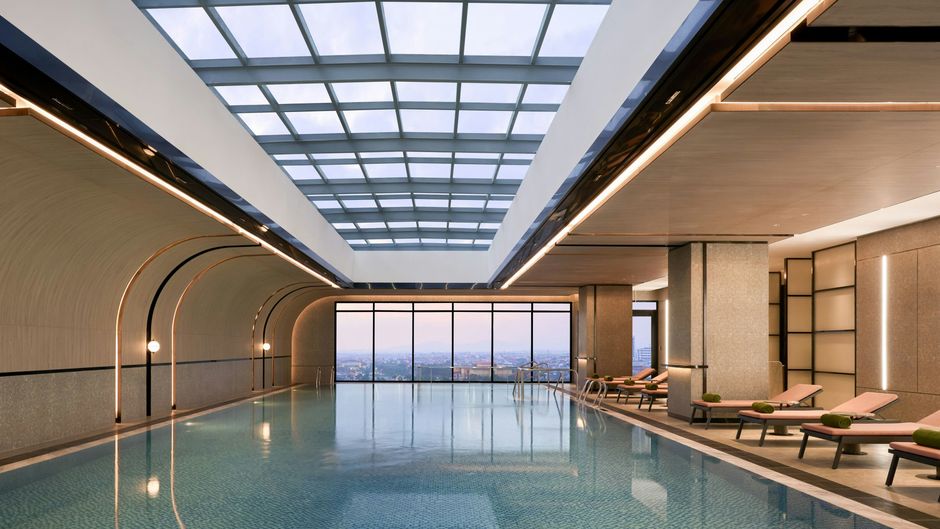 Sheraton Vinh Pool