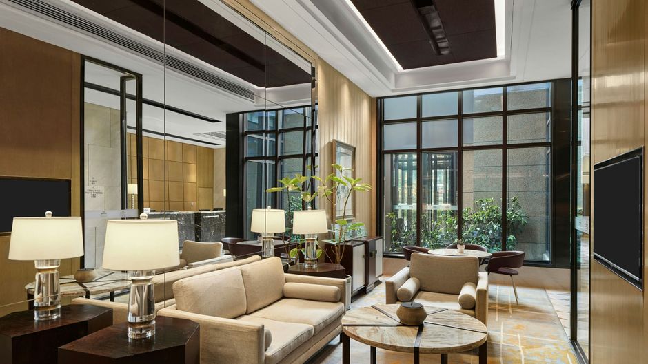 The Fairway Place- Marriott Exec Apts Lobby