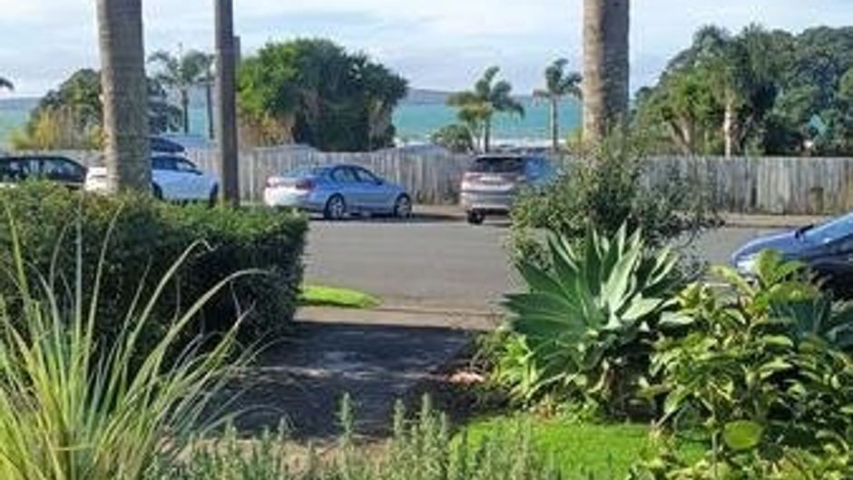 Emerald Inn on Takapuna Beach Beach