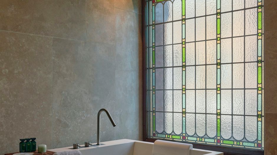 Mandarin Oriental Conservatorium, Amster Room