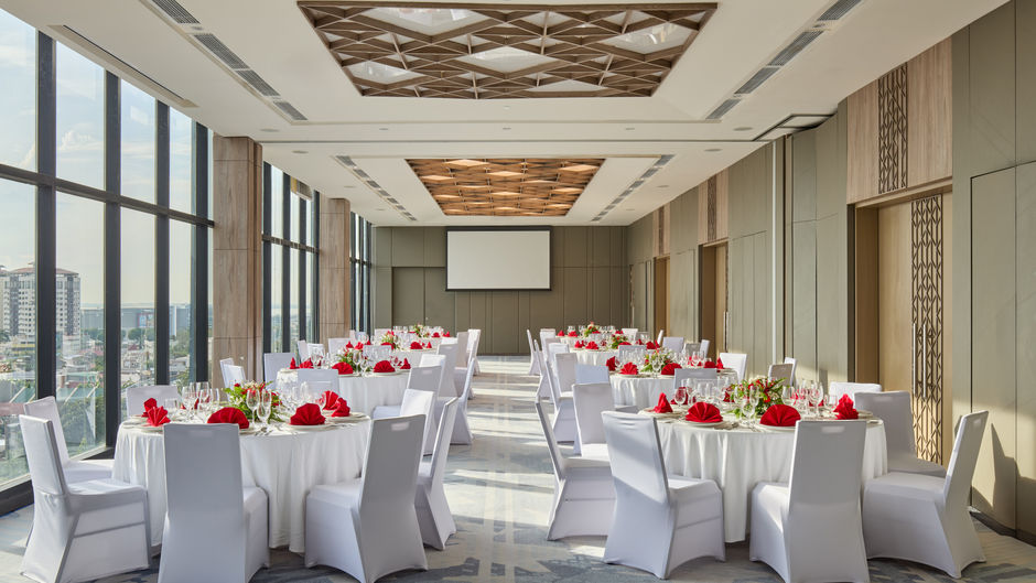 Holiday Inn Cebu City Ballroom