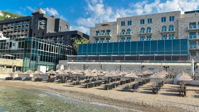 Avala Resort & Villas