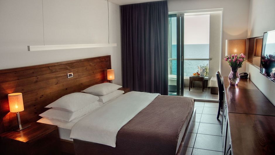 Avala Resort & Villas Room