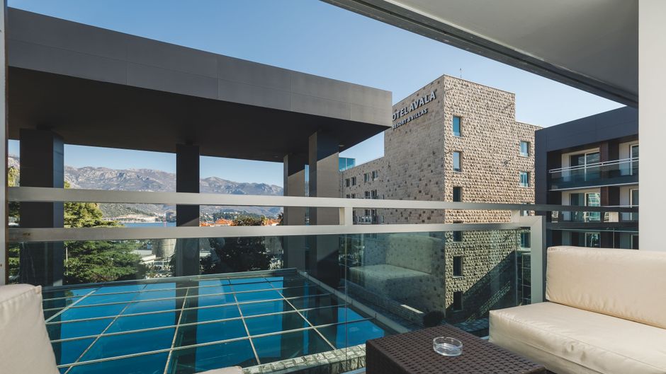 Avala Resort & Villas Exterior