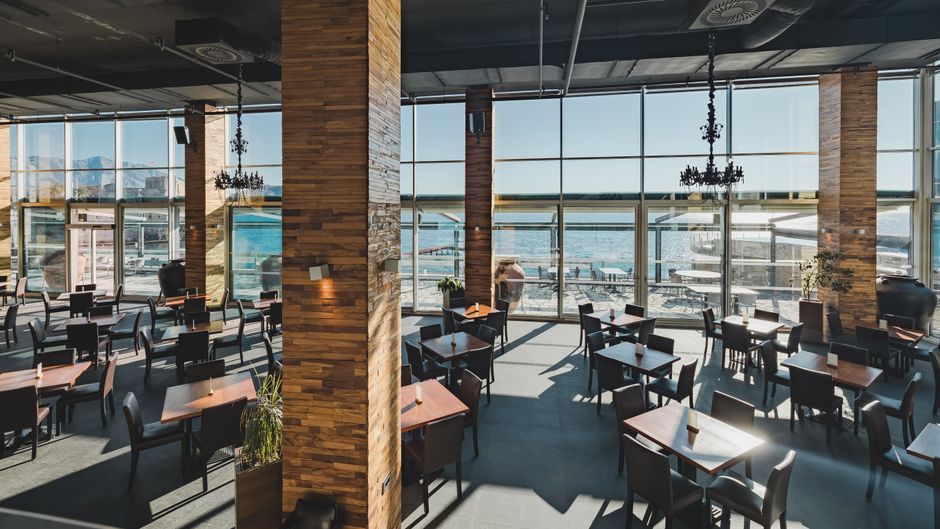 Avala Resort & Villas Restaurant