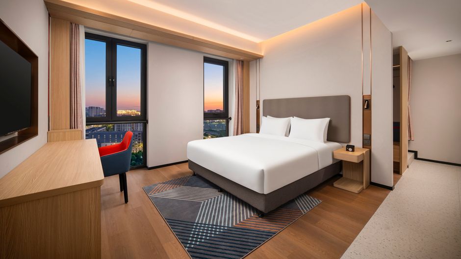 Holiday Inn Exp Tongzhou Suite