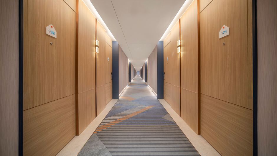 Holiday Inn Exp Tongzhou Lobby