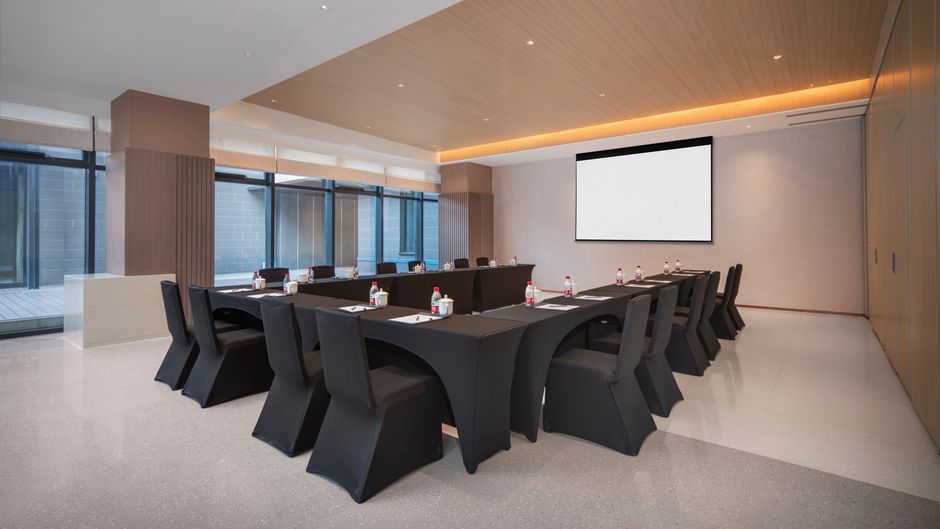 Holiday Inn Exp Tongzhou Meeting