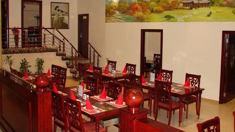 Royal Ascot Hotel Restaurant