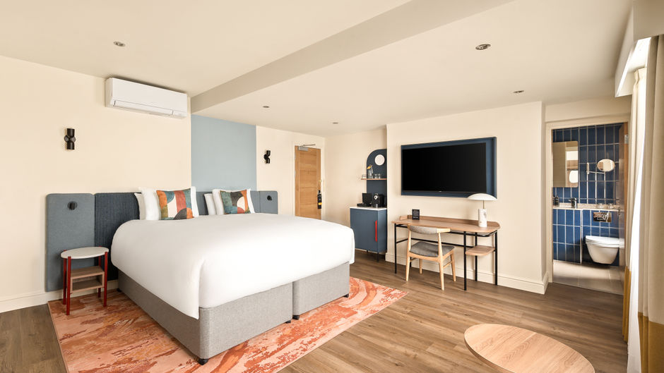 London Bloomsbury Square Hotel Room