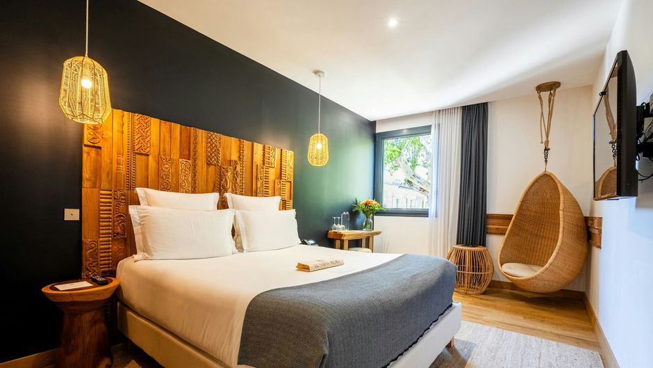 Le Saint-Remy Room
