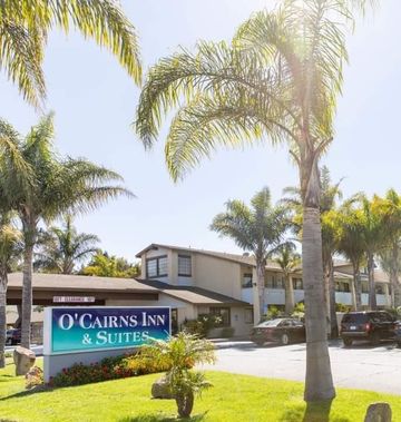 O'Cairns Inn & Suites