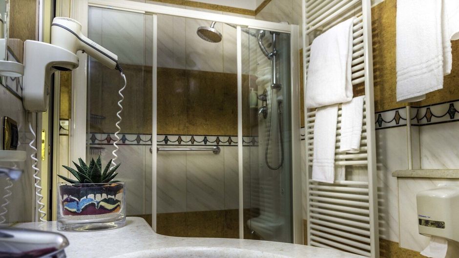 La Bussola Hotel Room