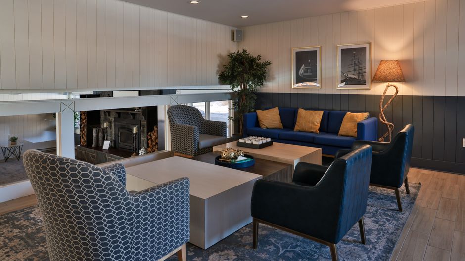 Oak Island Resort & Conference Centre Lobby