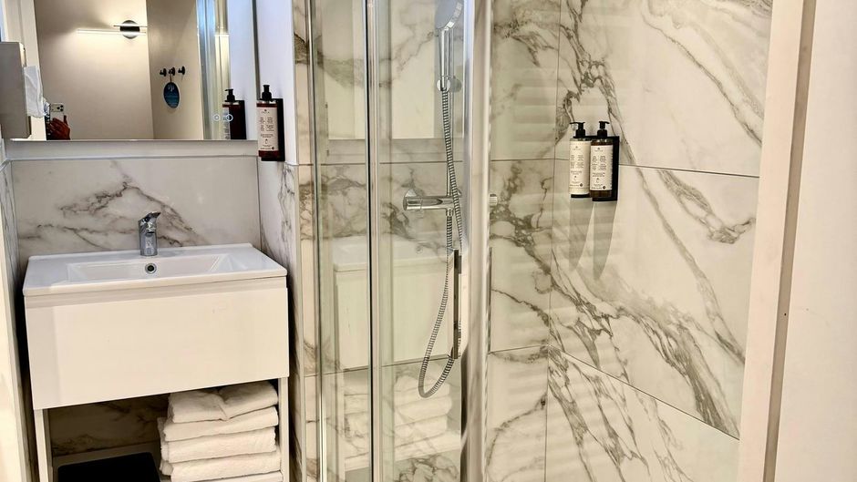 Neho Suites Saint-Jean de Maurienne Room