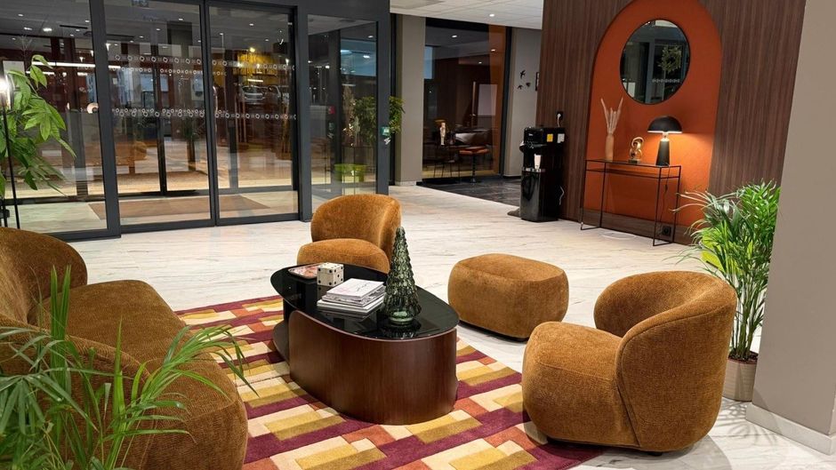 Neho Suites Saint-Jean de Maurienne Lobby