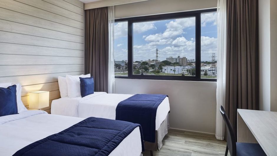 Royal Palm Tower Anhanguera Room