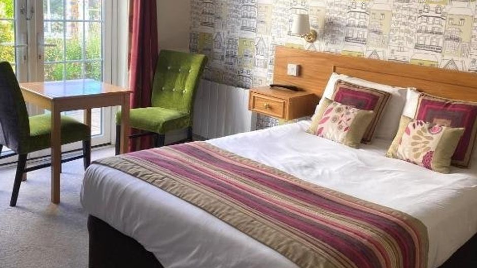 The Alton House Hotel Room