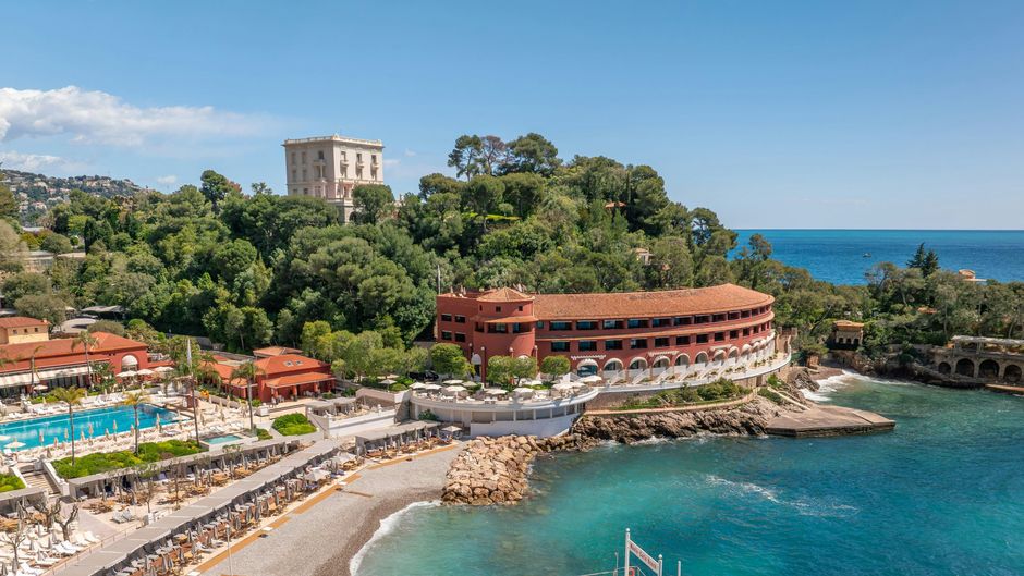 Monte-Carlo Beach Exterior