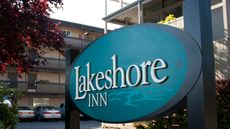 Lakeshore Inn