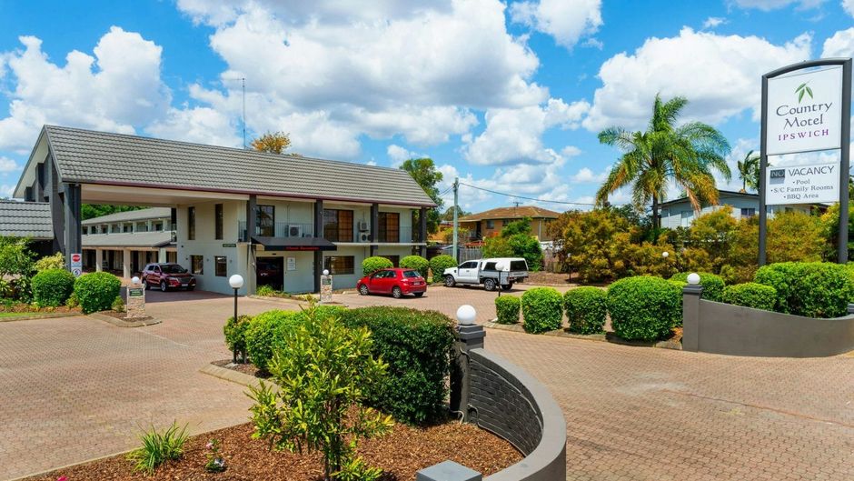 Ipswich Country Motel Exterior