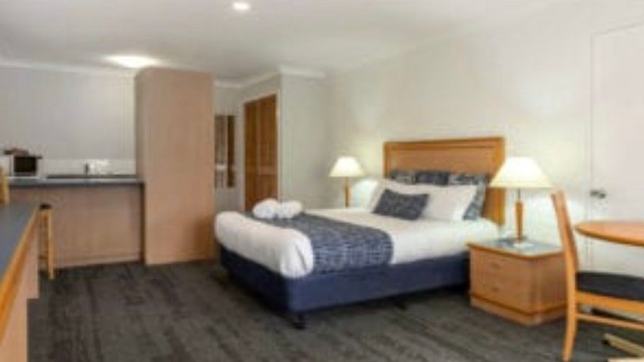 Ipswich Country Motel Room