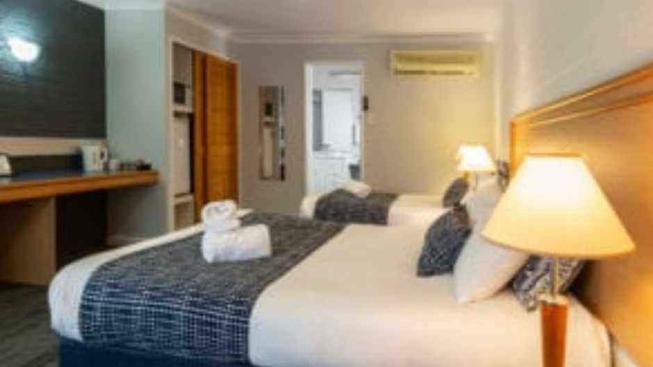 Ipswich Country Motel Room