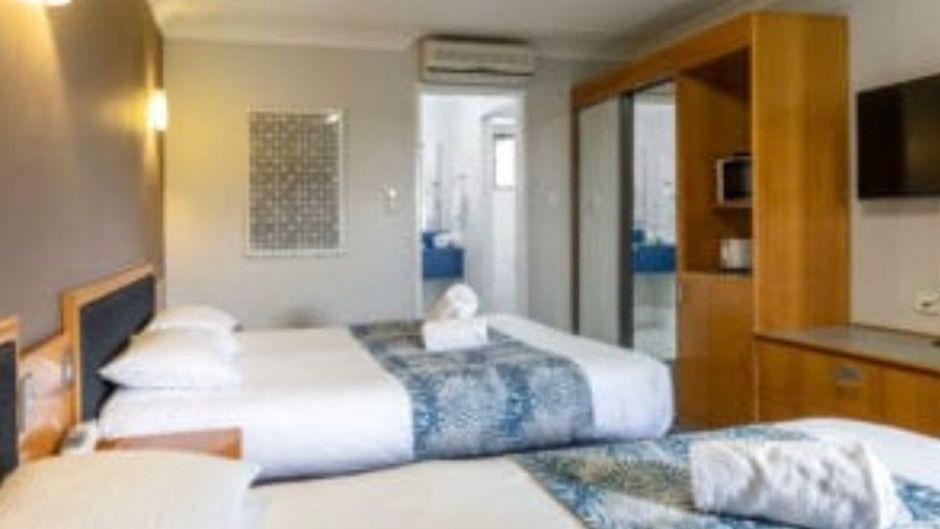 Ipswich Country Motel Room