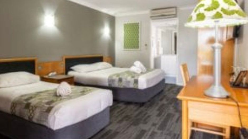 Ipswich Country Motel Room