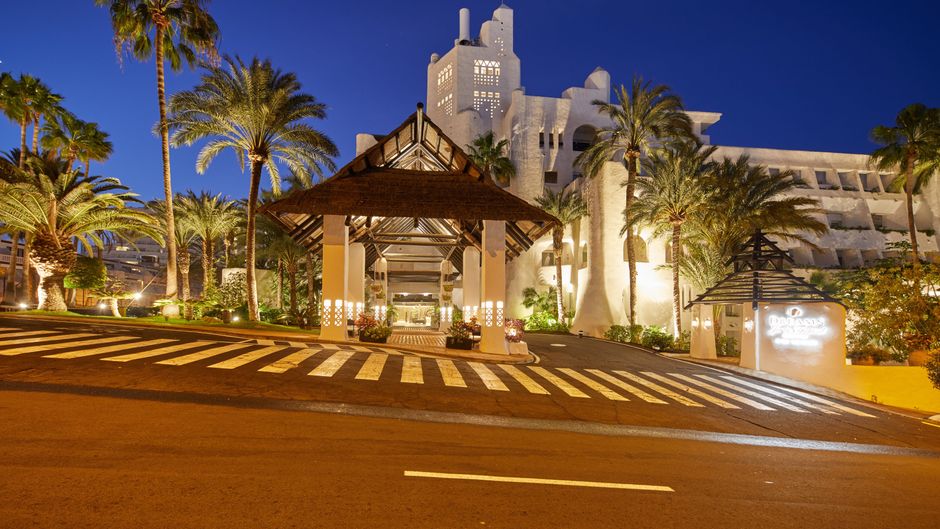 Hotel Jardin Tropical Exterior