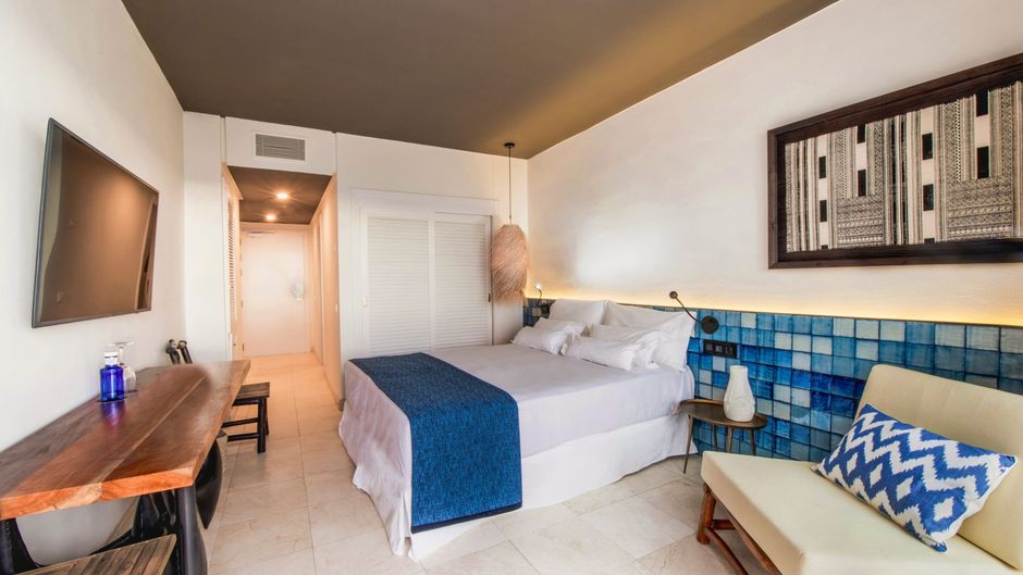 Hotel Jardin Tropical Room