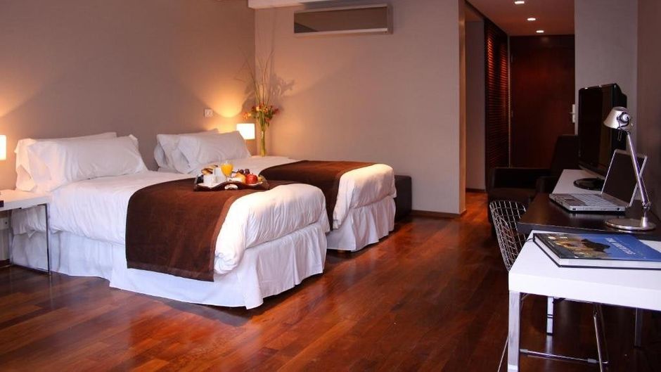 San Isidro Plaza Hotel Room