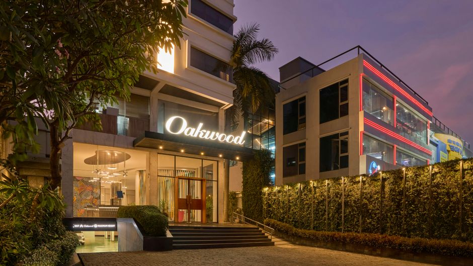 Oakwood Hotel & Apartments Saigon Exterior