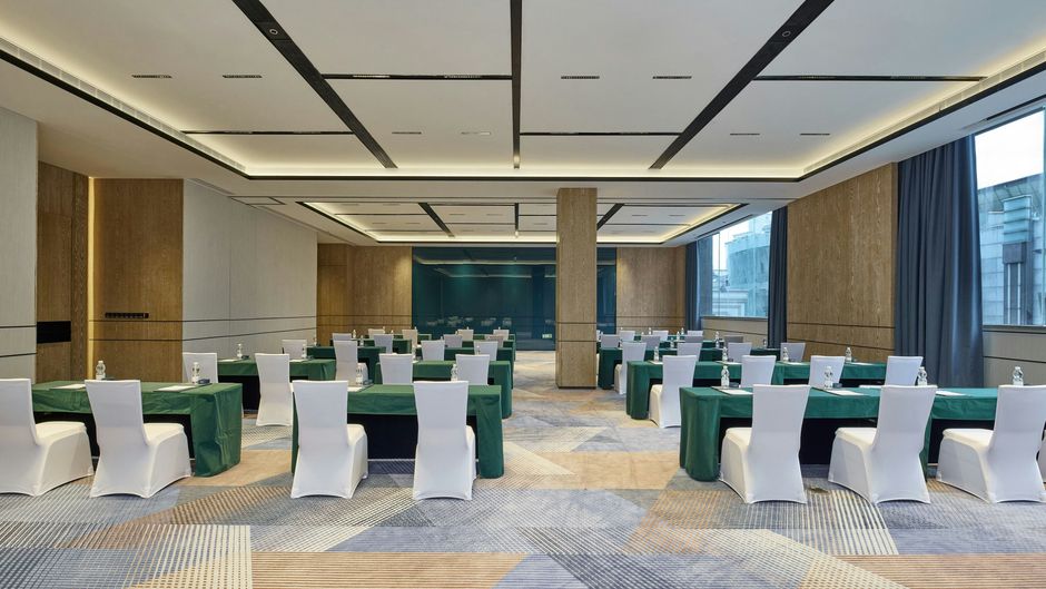 Four Points Wuxi Liangxi Meeting