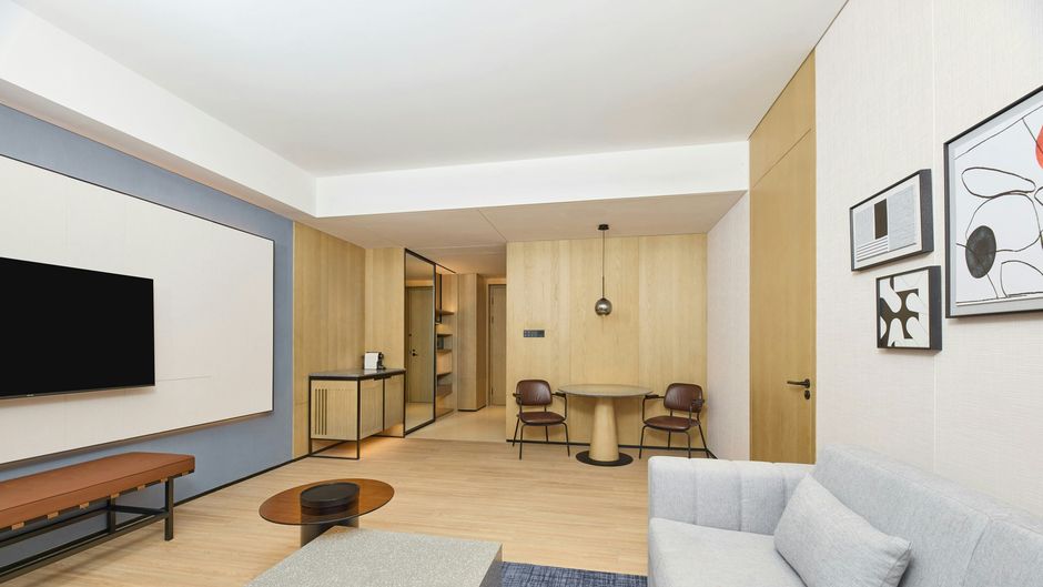 Four Points Wuxi Liangxi Suite