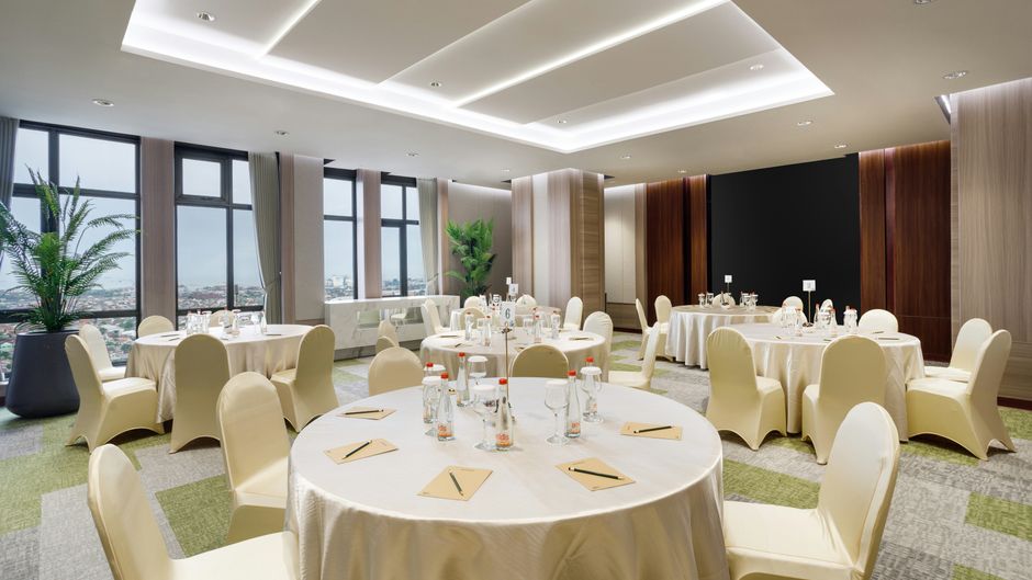 Somerset Queen City Semarang Meeting