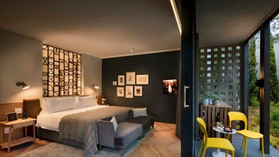 The Peech Hotel Room