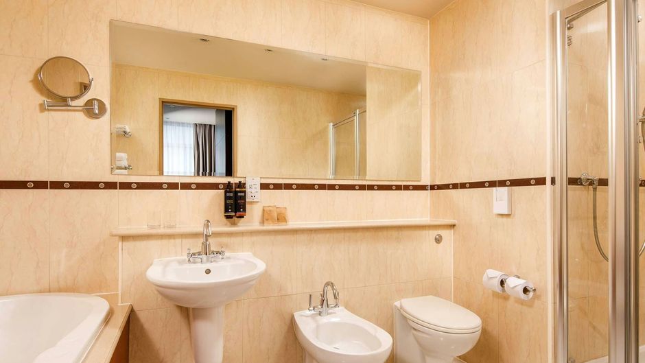 Mercure Holland House Hotel Room