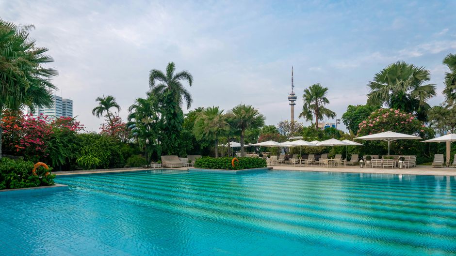 Hotel Mulia Senayan Pool
