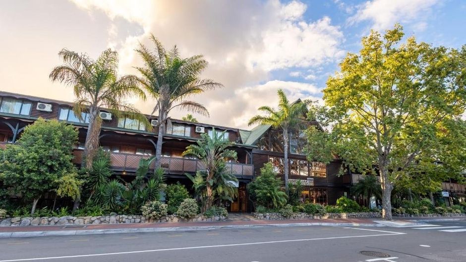 Knysna Log Inn Exterior