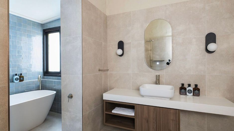 Tower Lodge Suite