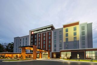 Hilton Garden Inn KC Riverside