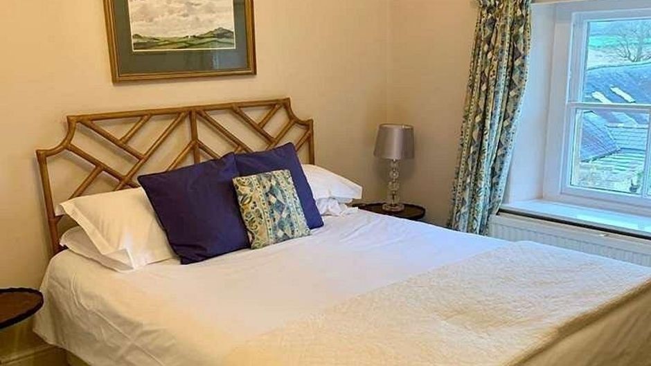 Guyers House Hotel Room