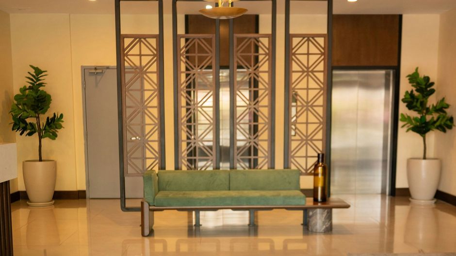 Courtyard Guadalajara Andares Lobby